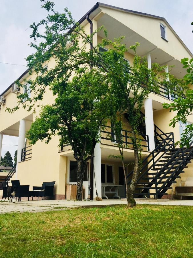 Rozalin Guest House Gudauta Exterior foto
